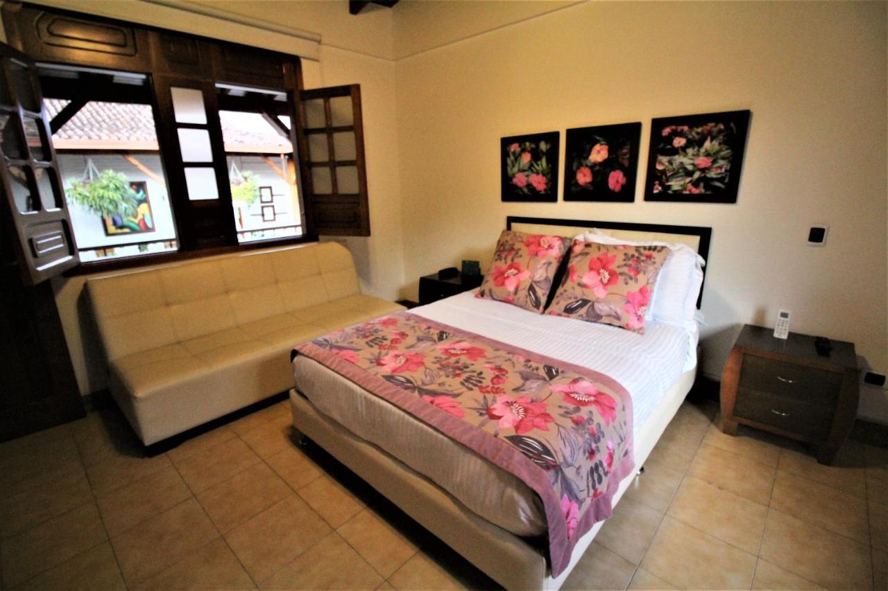 Amazilia Hotel Cerritos Buitenkant foto